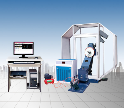 高低溫試驗(yàn)機(jī)的功能特點(diǎn)，操作要注意什么